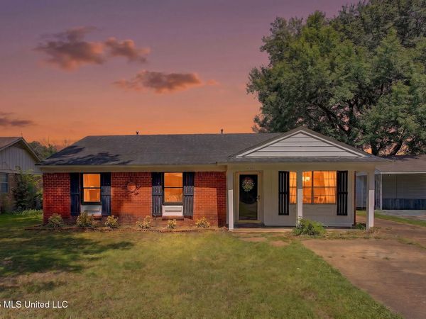 8351 Whitehead Drive, Southaven, MS 38671