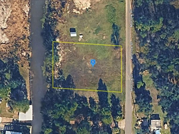 3517 Morrow , Pass Christian, MS 39571
