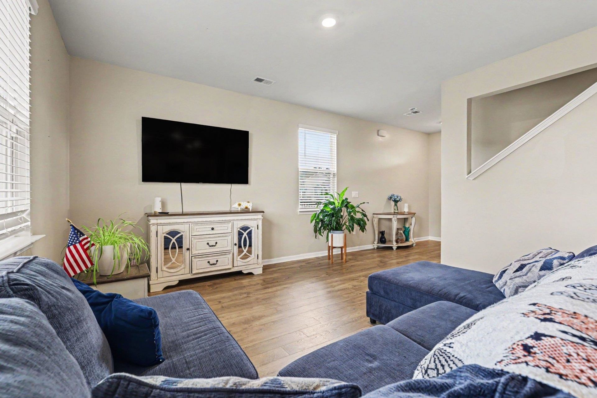 602 Black Pearl Way Photo 8