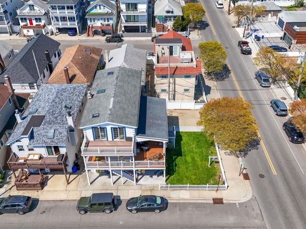103 Connecticut Avenue , Long Beach, NY 11561