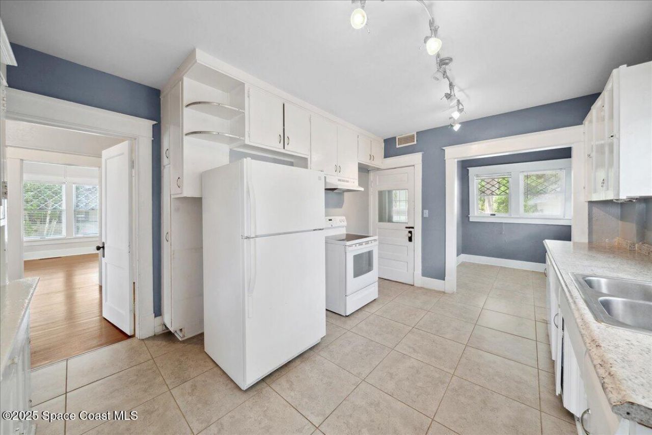 1326 Riverside Drive , Titusville, FL 32780 Photo