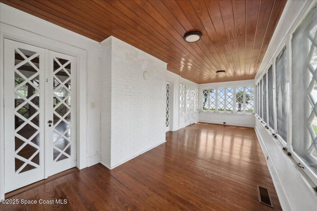 1326 Riverside Drive , Titusville, FL 32780 Photo