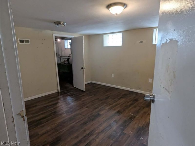 854 E 250 Street, Euclid, OH 44132 Photo 27