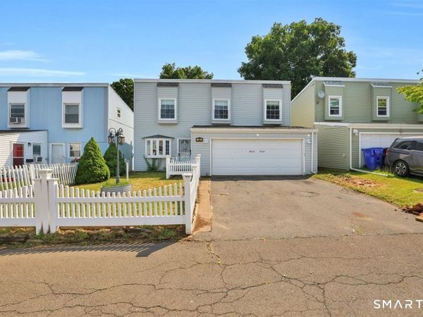 63 Braeburn, Middletown, CT 06457