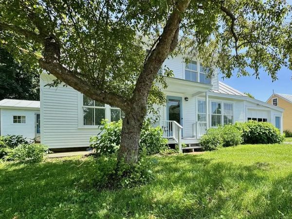 39 Bridge Road, Thetford, VT 05075
