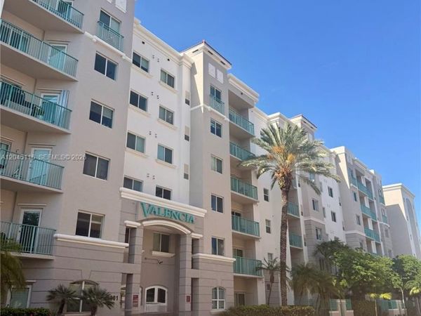 6001 SW 70th St , Unit 355, South Miami, FL 33143