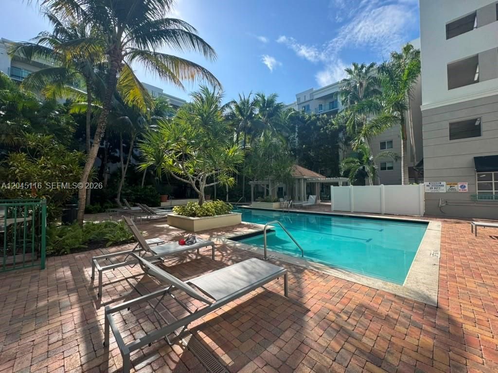 6001 SW 70th St, Unit 355, South Miami, FL 33143 Photo