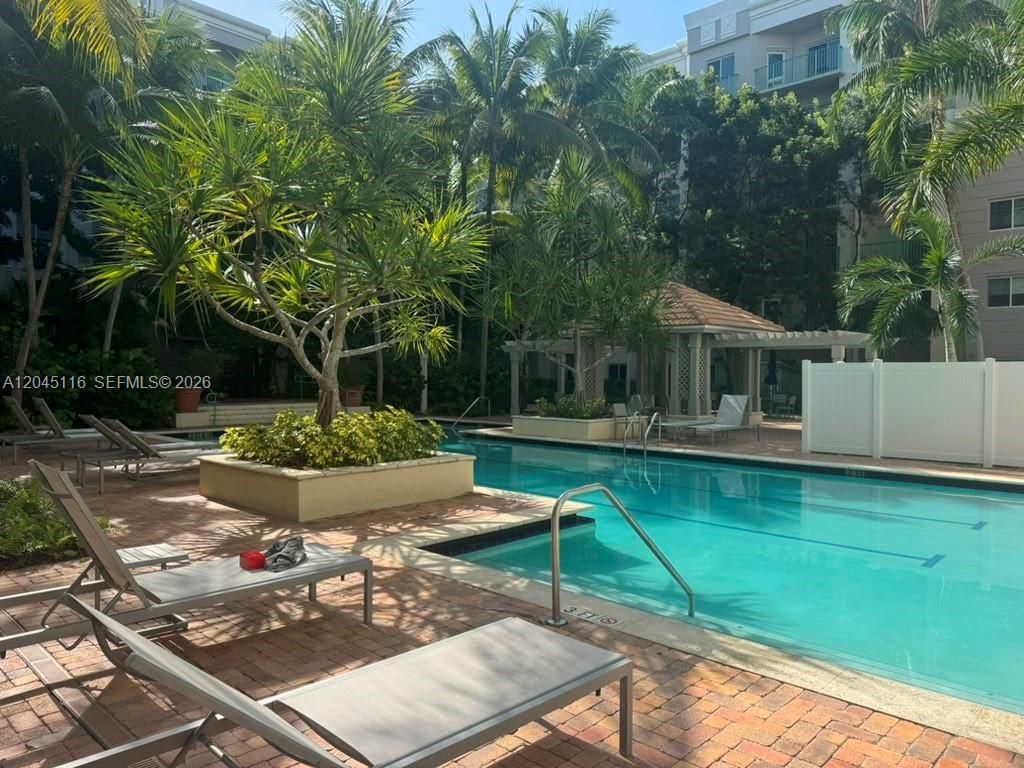 6001 SW 70th St, Unit 355, South Miami, FL 33143 Photo