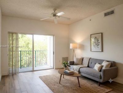 6001 SW 70th St, Unit 355, South Miami, FL 33143 Photo