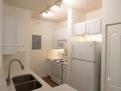 6001 SW 70th St, Unit 355, South Miami, FL 33143 Photo