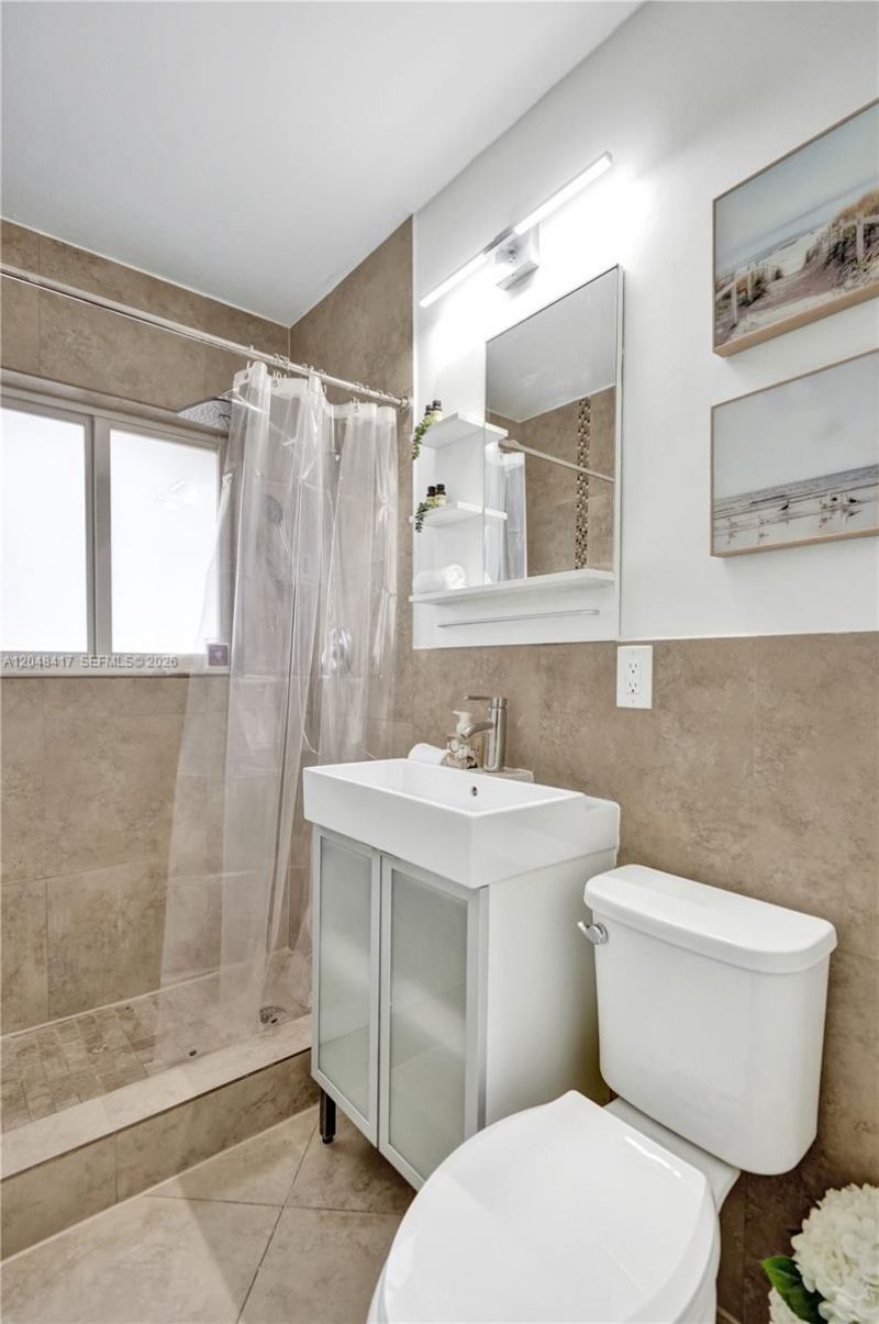 3033 NE 20th Ter , Unit 1-2, Fort Lauderdale, FL 33306 Photo