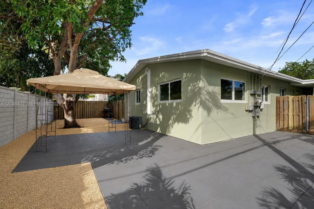 3033 NE 20th Ter , Unit 1-2, Fort Lauderdale, FL 33306 Photo