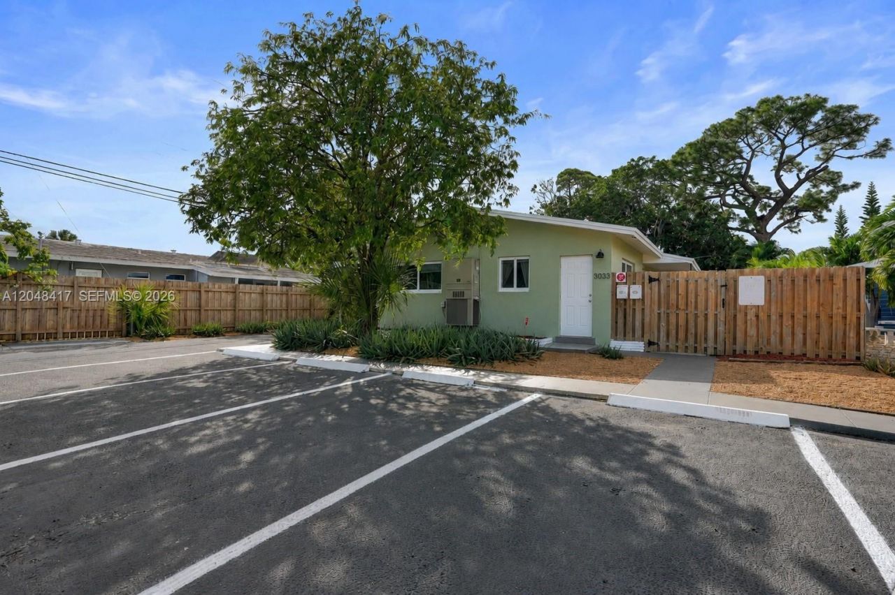 3033 NE 20th Ter , Unit 1-2, Fort Lauderdale, FL 33306 Photo