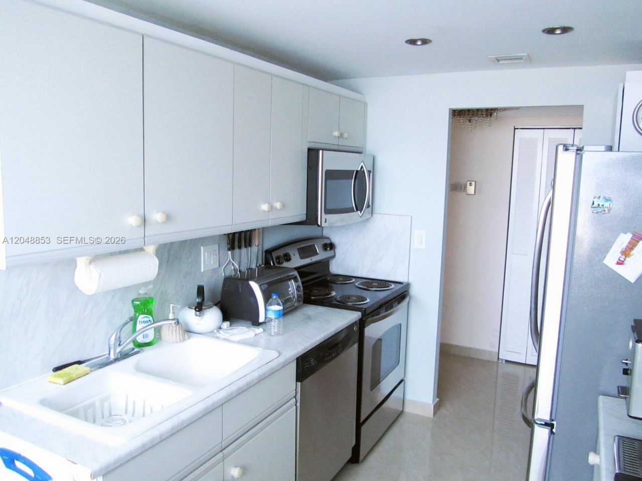 1833 S Ocean Dr , Unit 911, Hallandale Beach, FL 33009 Photo