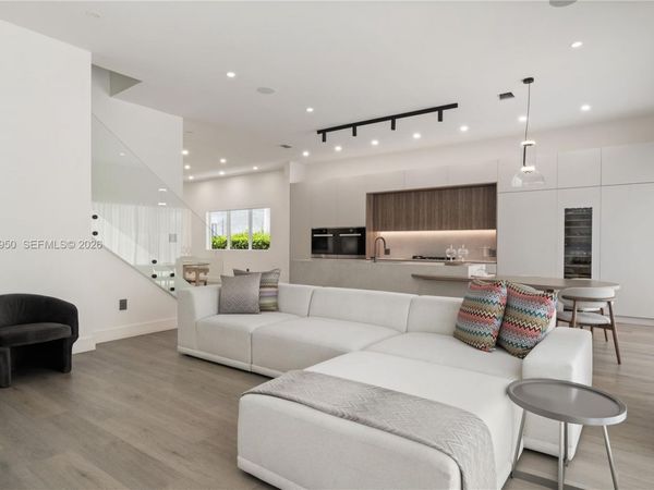18955 Atlantic Blvd , Sunny Isles Beach, FL 33160