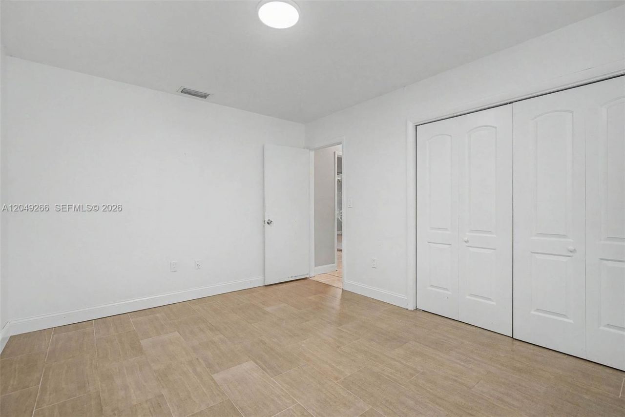 11860 SW 81st Rd , Unit 11860, Pinecrest, FL 33156 Photo