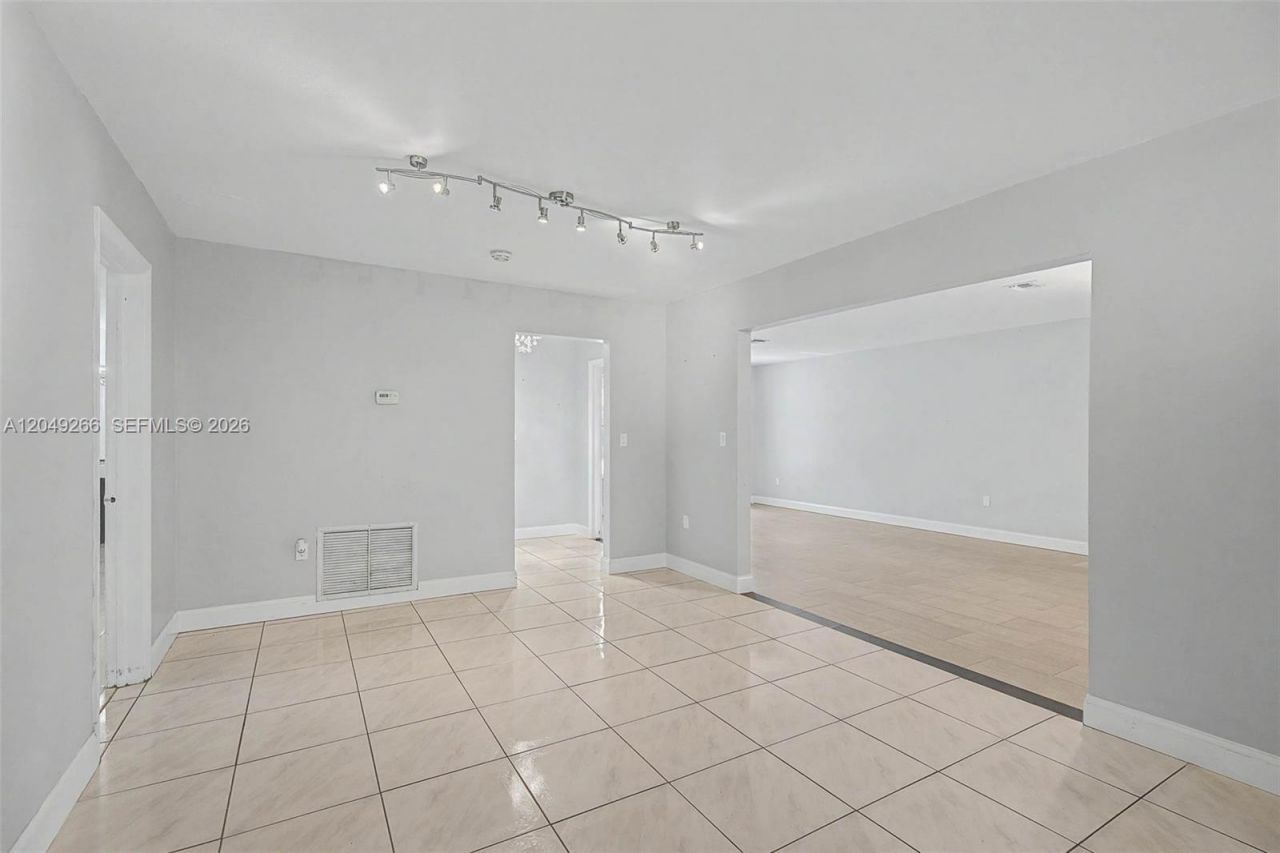 11860 SW 81st Rd , Unit 11860, Pinecrest, FL 33156 Photo