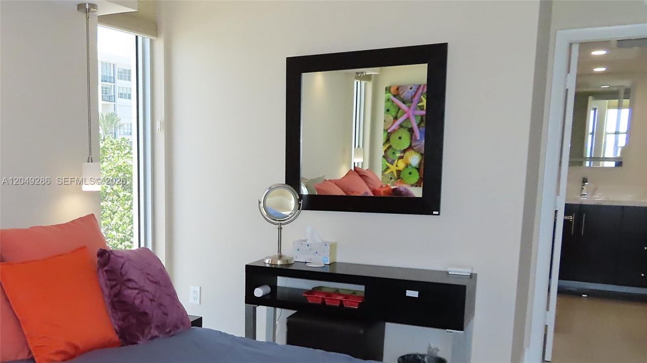 5701 Collins Ave , Unit 302, Miami Beach, FL 33140 Photo
