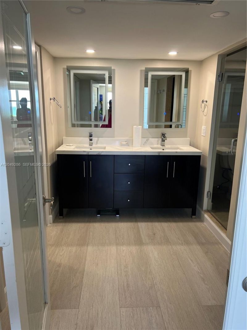 5701 Collins Ave , Unit 302, Miami Beach, FL 33140 Photo