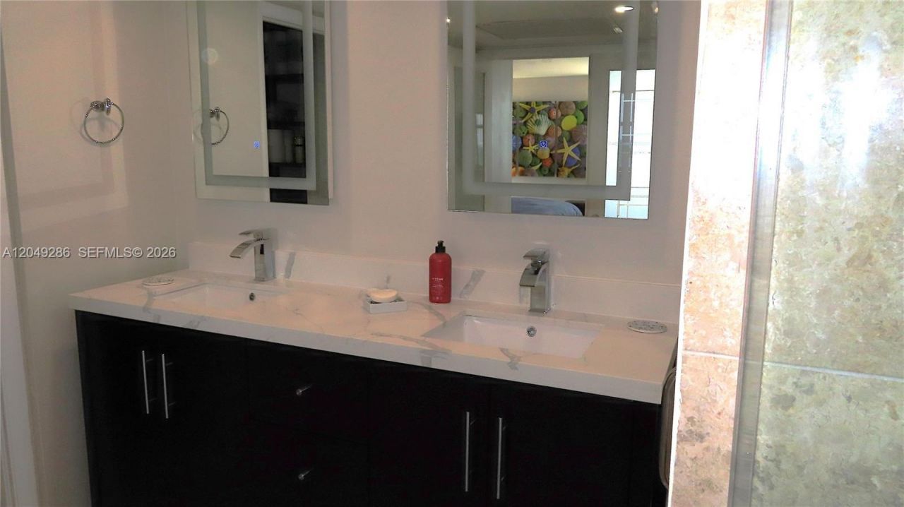 5701 Collins Ave , Unit 302, Miami Beach, FL 33140 Photo