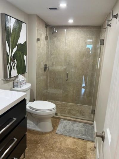 5701 Collins Ave , Unit 302, Miami Beach, FL 33140 Photo