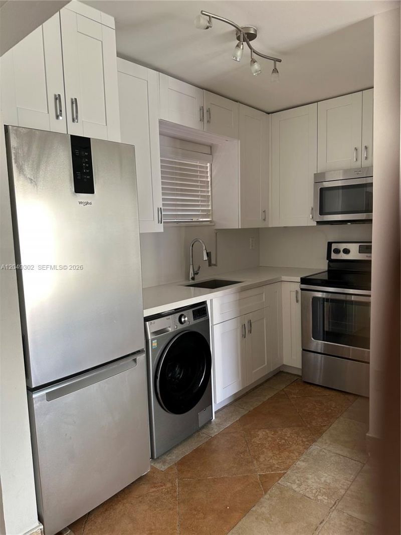 399 NW 72nd Ave , Unit 310, Miami, FL 33126 Photo