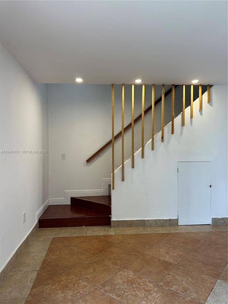 399 NW 72nd Ave , Unit 310, Miami, FL 33126 Photo