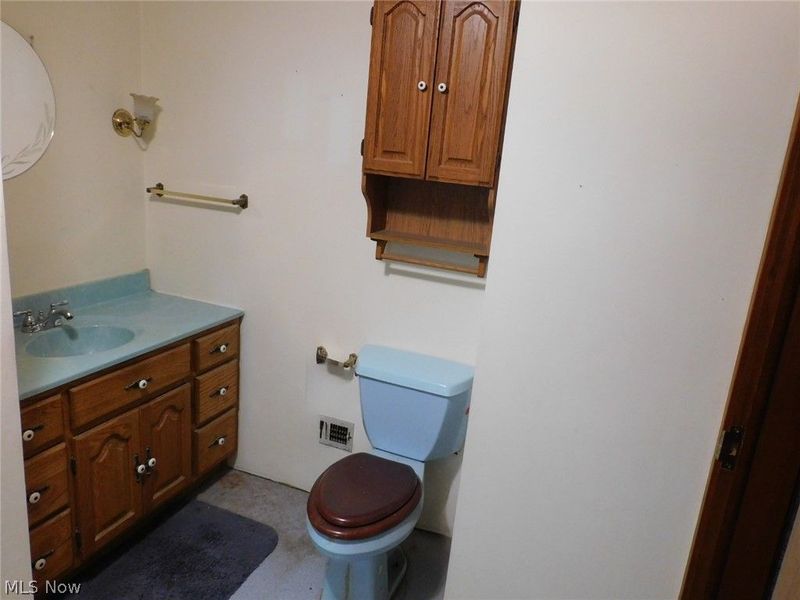 448 Harbor Street, Conneaut, OH 44030 Photo 13