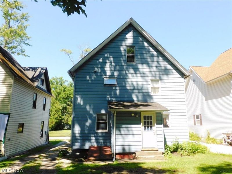 448 Harbor Street, Conneaut, OH 44030 Photo 2