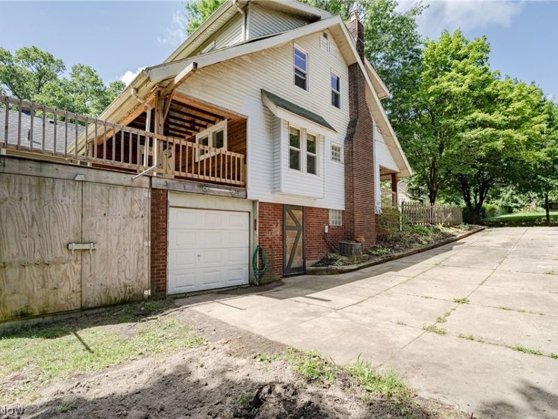 1539 Overlook Drive, Akron, OH 44314 Photo 25