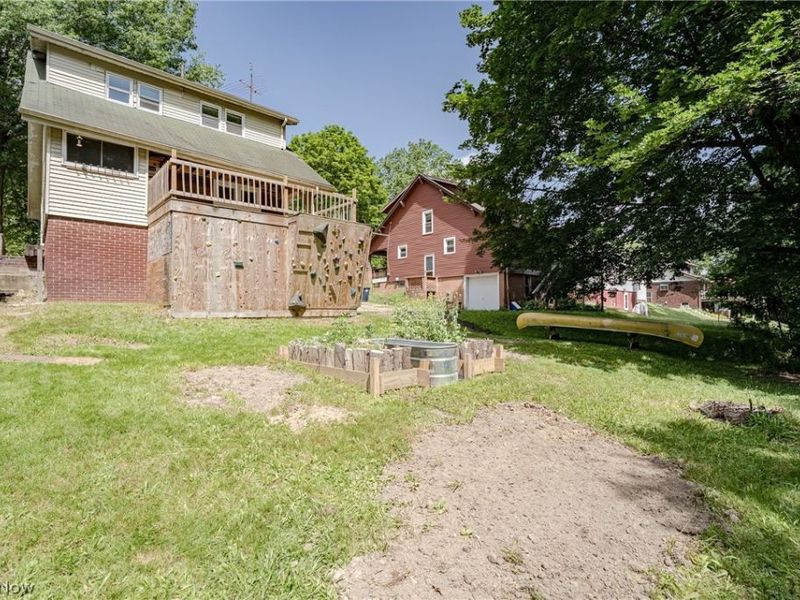1539 Overlook Drive, Akron, OH 44314 Photo 28