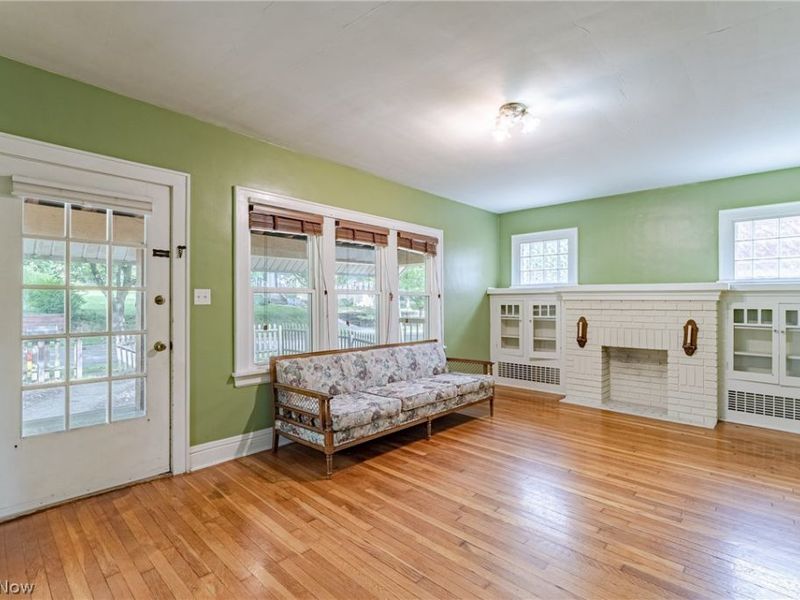 1539 Overlook Drive, Akron, OH 44314 Photo 3