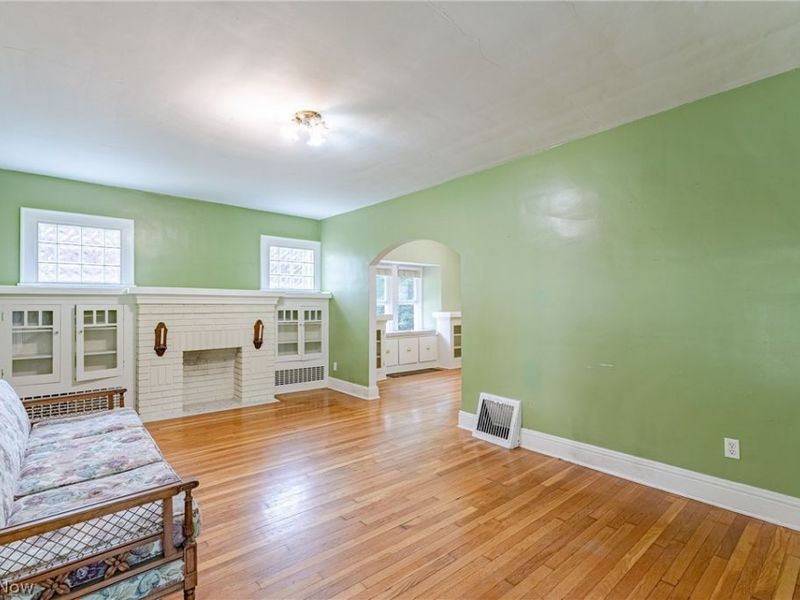 1539 Overlook Drive, Akron, OH 44314 Photo 4