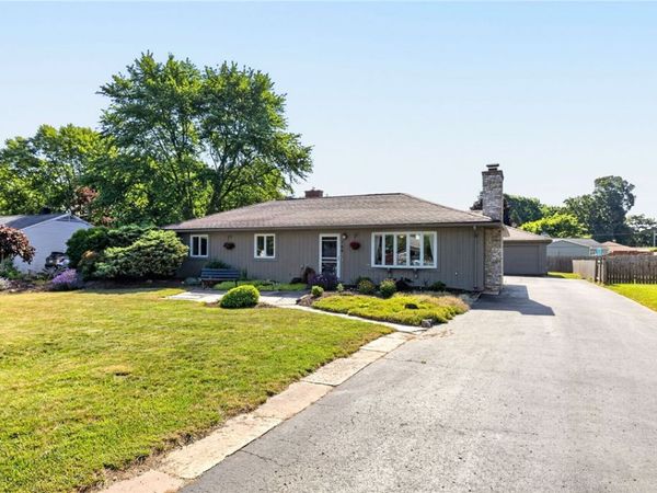 768 Dewitt Road , Webster, NY 14580