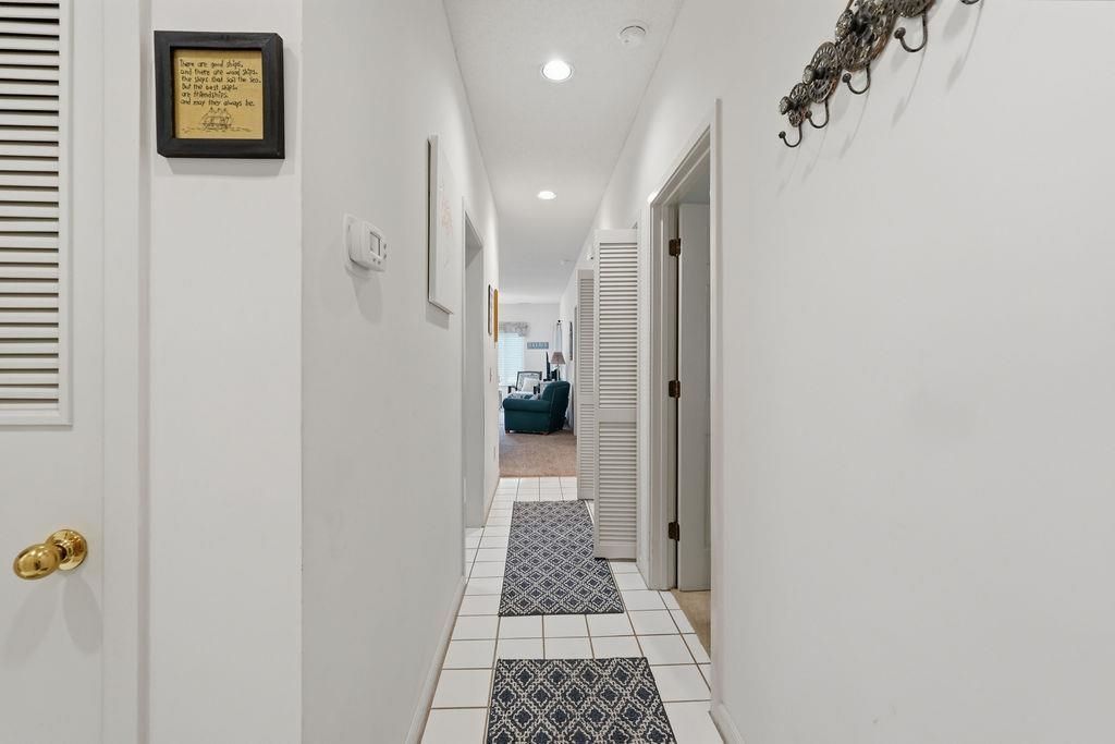 800 Castleford Circle Photo 5