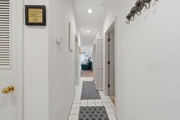 800 Castleford Circle photo 4