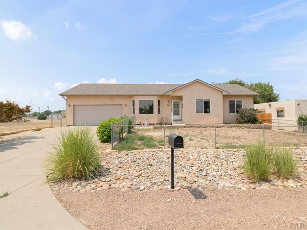 175 Abarr Dr, Pueblo West, CO 81007