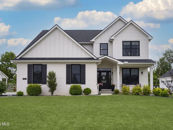5613 Olive Tree Lane , Monclova, OH 43542