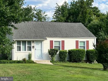 7511 FISHER DRIVE, FALLS CHURCH, VA 22043