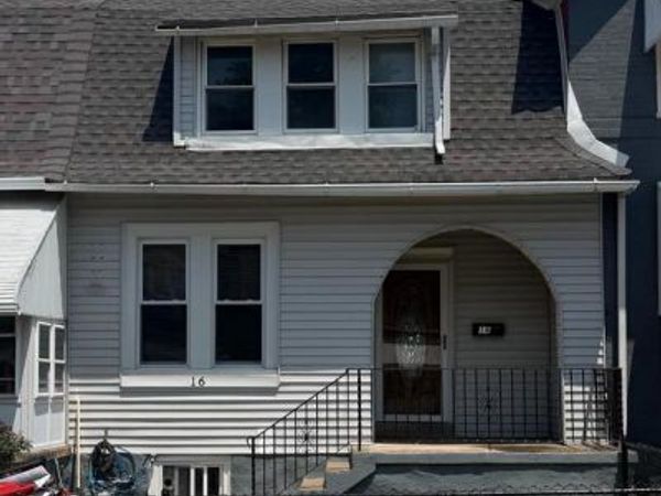 16 CEDAR STREET, MARCUS HOOK, PA 19061