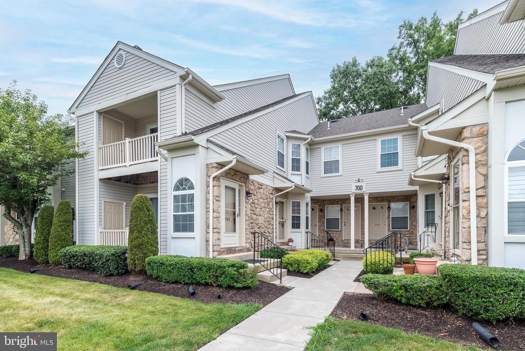 701 EATON COURT, QUAKERTOWN, PA 18951
