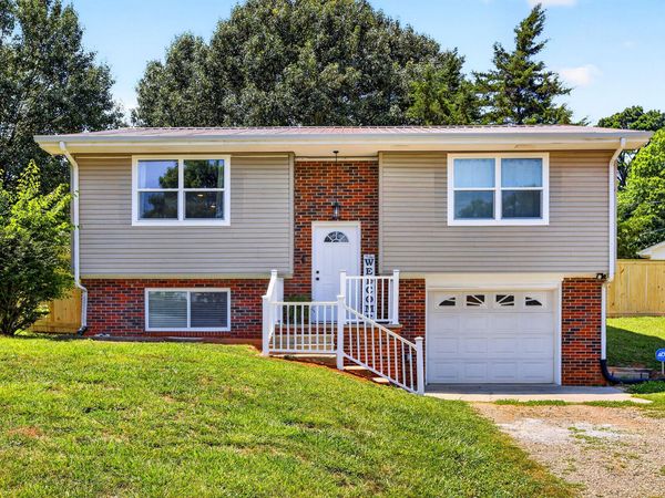 235 Oak Grove Road, Madisonville, TN 37354