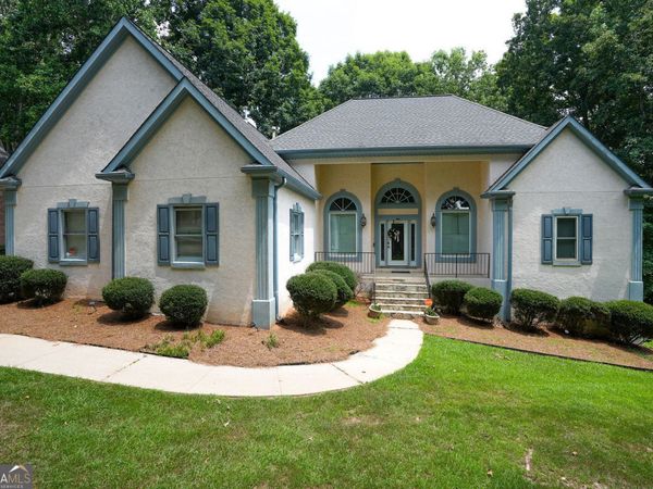 8183 Seven Oaks Drive, Jonesboro, GA 30236