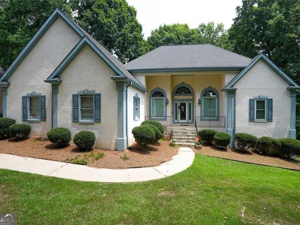 8183 Seven Oaks Drive, Jonesboro, GA 30236