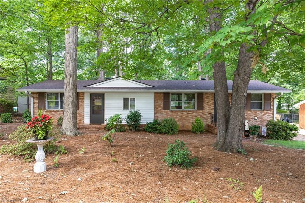 2938 Isaacs Place, Greensboro, NC 27408 Main Photo