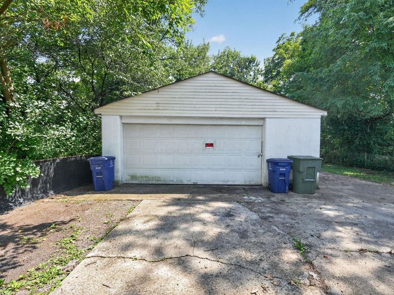 1217 Smith Road, Columbus, OH 43207 Photo 12