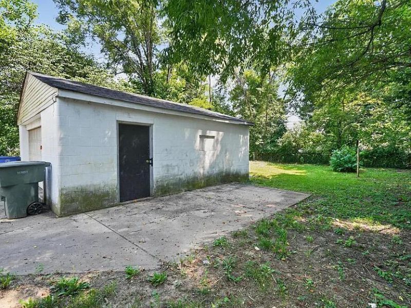 1217 Smith Road, Columbus, OH 43207 Photo 2