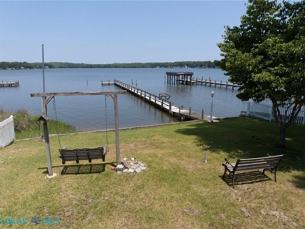 12017 Roane Avenue, Gloucester, VA 23061