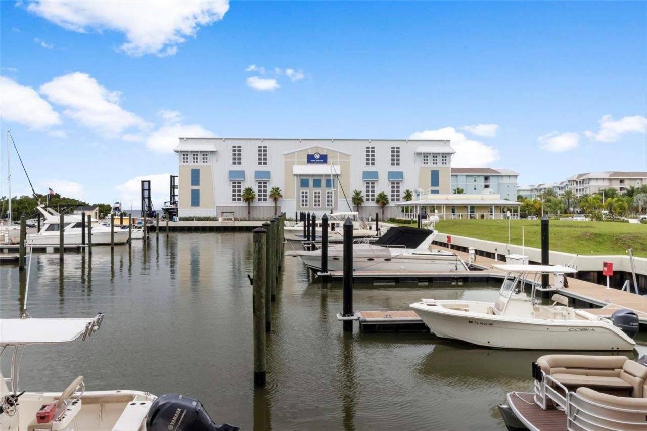 289 Sapphire Lake Drive , Unit 202, Bradenton, FL 34209 Photo