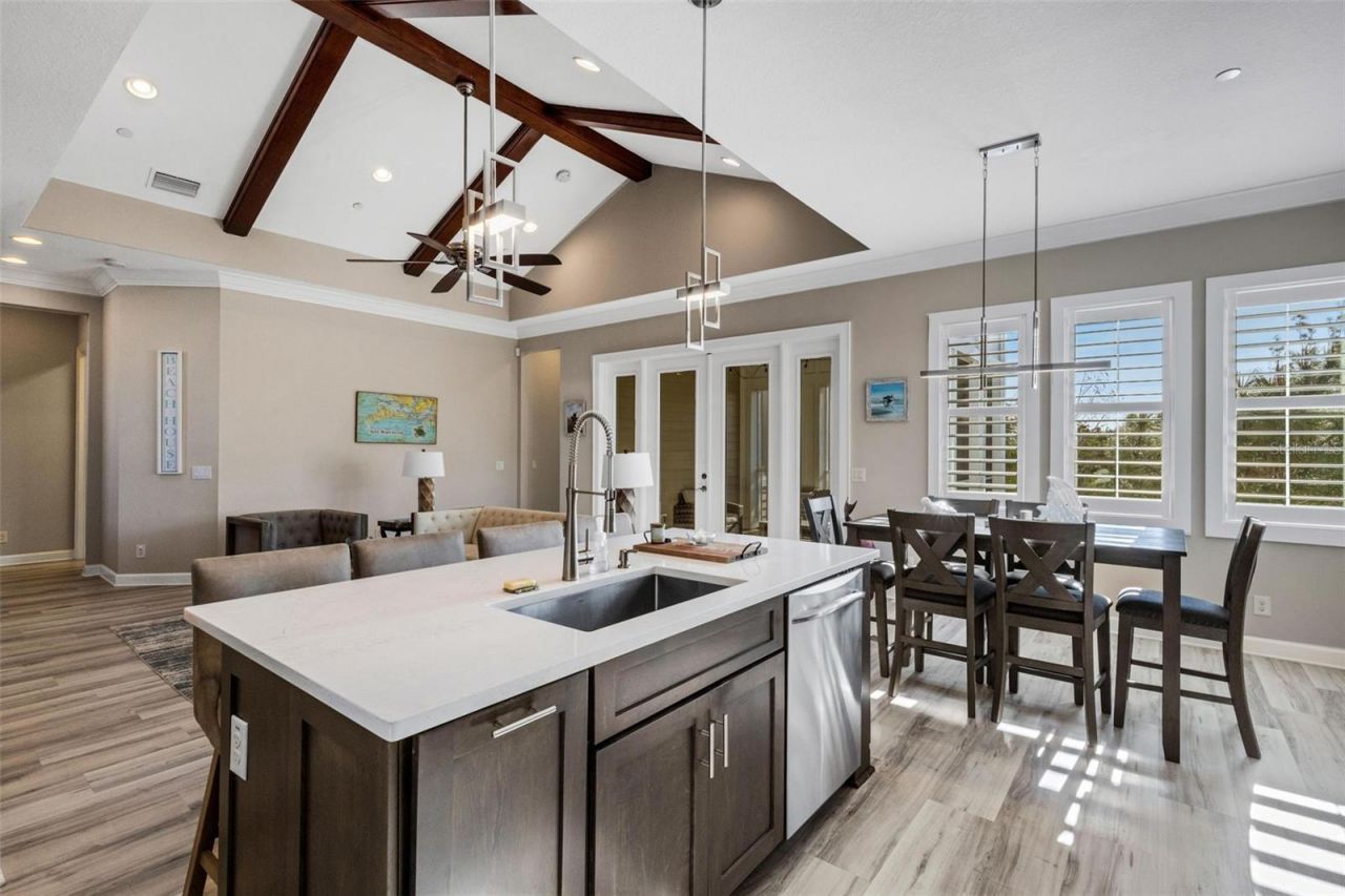 289 Sapphire Lake Drive , Unit 202, Bradenton, FL 34209 Photo